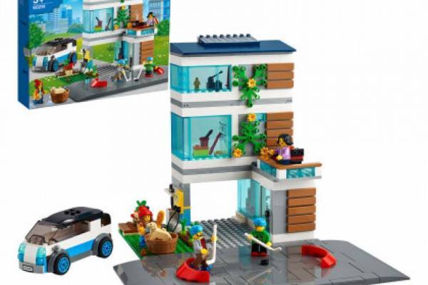 Конструктор LEGO City "Сімейний будинок" арт.60291
