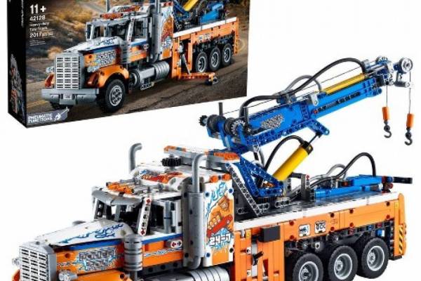 Конструктор LEGO Technic Вантажний тягач арт.42128
